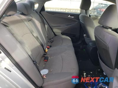 Zdjęcie 10 z 12 samochodu: 2011 HYUNDAI SONATA GLS VIN:5NPEB4AC9BH171206 - miniatura