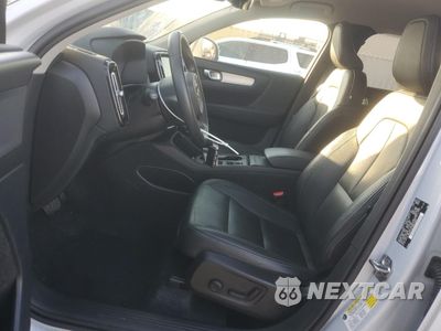 Zdjęcie 7 z 17 samochodu: 2021 VOLVO XC40 T5 MOMENTUM VIN:YV4162UK4M2486524 - miniatura