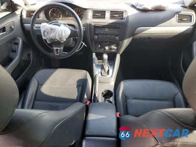 Zdjęcie 8 z 14 samochodu: 2013 VOLKSWAGEN JETTA SE VIN:3VWDX7AJ5DM255241 - miniatura