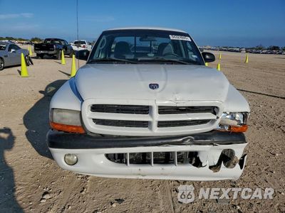 Piąte zdjęcie samochodu w środku: 2000 DODGE DAKOTA VIN:1B7GL22X3YS752058 - miniatura