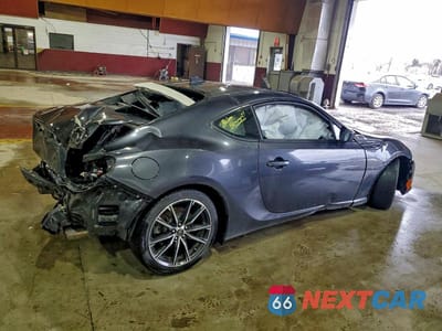 Trzecie zdjęcie samochodu z tyłu: 2017 TOYOTA 86 BASE VIN:JF1ZNAA11H9705800 - miniatura