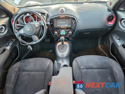 Zdjęcie 8 z 13 samochodu: 2015 NISSAN JUKE SV VIN:JN8AF5MV4FT554014 - miniatura
