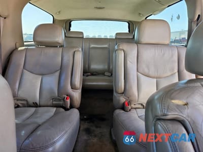 Zdjęcie 10 z 15 samochodu: 2006 GMC YUKON XL DENALI VIN:1GKFK66U26J120875 - miniatura