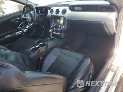 Zdjęcie 8 z 12 samochodu: 2015 FORD MUSTANG VIN:1FATP8UH5F5356369 - miniatura