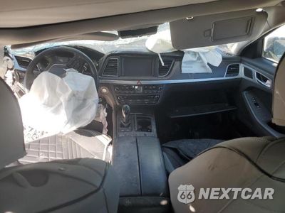 Zdjęcie 8 z 12 samochodu: 2015 HYUNDAI GENESIS 5.0L VIN:KMHGN4JF4FU072892 - miniatura