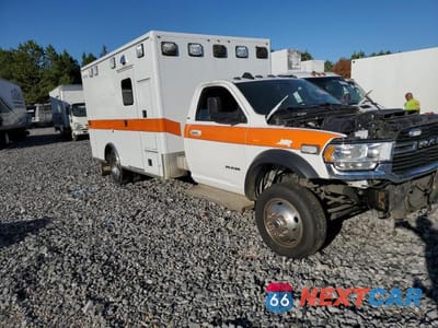 Czwarte zdjęcie samochodu z boku: 2019 RAM 4500 VIN:3C7WRKCL5KG646671 - miniatura
