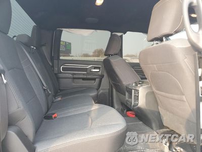 Zdjęcie 10 z 13 samochodu: 2024 RAM 2500 BIG HORN VIN:3C6UR5DL6RG388473 - miniatura
