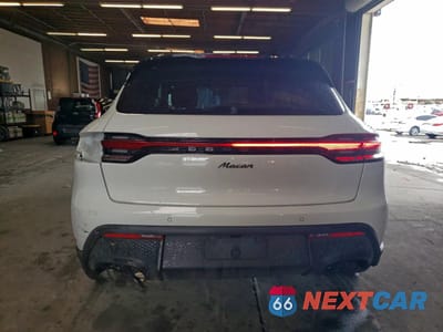 Zdjęcie 6 z 15 samochodu: 2023 PORSCHE MACAN BASE VIN:WP1AA2A50PLB08729 - miniatura