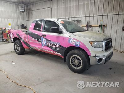Czwarte zdjęcie samochodu z boku: 2012 TOYOTA TUNDRA DOUBLE CAB SR5 VIN:5TFUY5F15CX239854 - miniatura