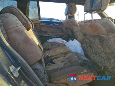 Zdjęcie 11 z 12 samochodu: 2017 MERCEDES-BENZ GLS 550 4MATIC VIN:4JGDF7DE7HA882381 - miniatura