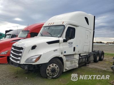 Drugie zdjęcie samochodu z przodu: 2018 FREIGHTLINER CASCADIA 126 SEMI TRUCK VIN:3AKJHHDR4JSJX8060 - miniatura
