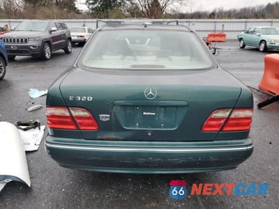 Zdjęcie 6 z 12 samochodu: 2000 MERCEDES-BENZ E 320 VIN:WDBJF65J4YB109289 - miniatura