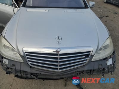 Zdjęcie 11 z 13 samochodu: 2010 MERCEDES-BENZ S 550 VIN:WDDNG7BB5AA336933 - miniatura