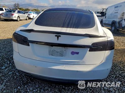 Zdjęcie 6 z 12 samochodu: 2014 TESLA MODEL S VIN:5YJSA1H12EFP55636 - miniatura