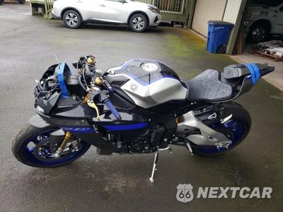 Trzecie zdjęcie samochodu z tyłu: 2023 YAMA YZFR1M VIN:JYARN67E4PA000581 - miniatura