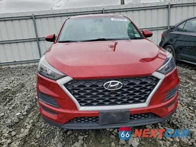 Piąte zdjęcie samochodu w środku: 2021 HYUNDAI TUCSON SE VIN:KM8J2CA49MU331722 - miniatura