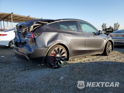 Trzecie zdjęcie samochodu z tyłu: 2024 TESLA MODEL Y VIN:7SAYGDEF1RF049146 - miniatura