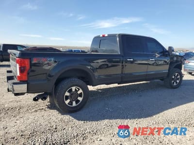 Trzecie zdjęcie samochodu z tyłu: 2017 FORD F250 SUPER DUTY VIN:1FT7W2BT4HEC71500 - miniatura