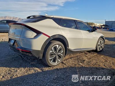 Trzecie zdjęcie samochodu z tyłu: 2024 KIA EV6 LIGHT VIN:KNDC34LA3R5622012 - miniatura