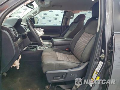 Zdjęcie 7 z 12 samochodu: 2019 TOYOTA TUNDRA SR5 VIN:5TFEY5F18KX255467 - miniatura