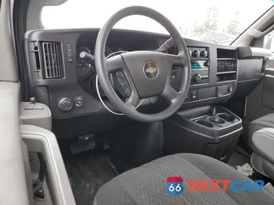 Zdjęcie 8 z 12 samochodu: 2023 CHEVROLET EXPRESS G2 DELIVERY VAN VIN:1GCWGAFP8P1220037 - miniatura