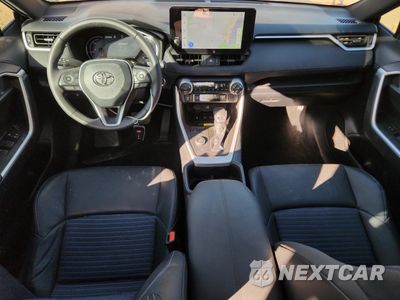 Zdjęcie 8 z 17 samochodu: 2025 TOYOTA RAV4 XSE VIN:2T3E6RFV0SW084637 - miniatura