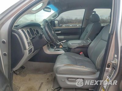 Zdjęcie 7 z 12 samochodu: 2007 TOYOTA TUNDRA DOUBLE CAB LIMITED VIN:5TFRV58127X006984 - miniatura