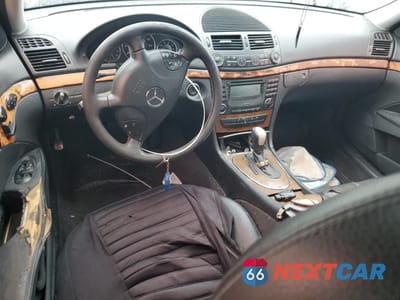 Zdjęcie 8 z 13 samochodu: 2003 MERCEDES-BENZ E 320 VIN:WDBUF65J53A363962 - miniatura