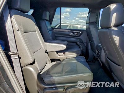 Zdjęcie 10 z 12 samochodu: 2021 CHEVROLET TAHOE C1500 LT VIN:1GNSCNKD1MR237974 - miniatura
