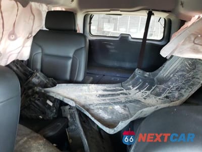 Zdjęcie 10 z 13 samochodu: 2017 GMC YUKON SLT VIN:1GKS2BKC6HR279388 - miniatura