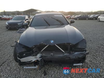 Piąte zdjęcie samochodu w środku: 2022 BMW 330I VIN:3MW5R1J05N8C31504 - miniatura