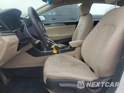 Zdjęcie 7 z 11 samochodu: 2019 HYUNDAI SONATA SE VIN:5NPE24AF8KH806877 - miniatura
