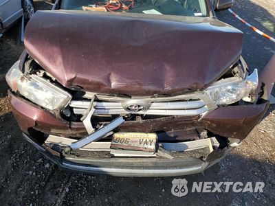Zdjęcie 11 z 12 samochodu: 2012 TOYOTA HIGHLANDER VIN:5TDDK3EHXCS130249 - miniatura