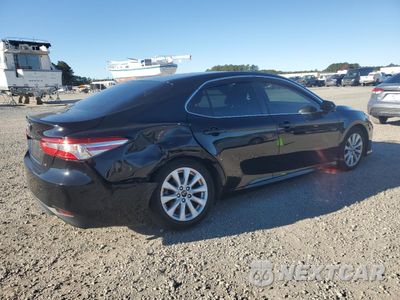 Trzecie zdjęcie samochodu z tyłu: 2018 TOYOTA CAMRY L VIN:4T1B11HK5JU140522 - miniatura
