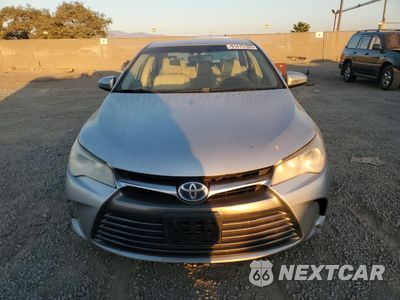 Piąte zdjęcie samochodu w środku: 2015 TOYOTA CAMRY HYBRID VIN:4T1BD1FK0FU154278 - miniatura