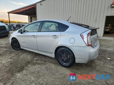 Drugie zdjęcie samochodu z przodu: 2014 TOYOTA PRIUS TWO VIN:JTDKN3DU7E0390532 - miniatura