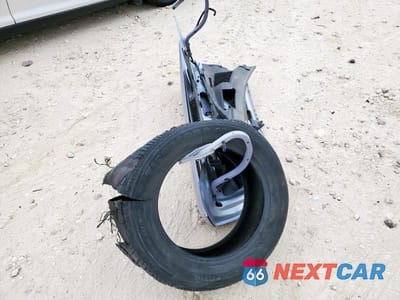 Zdjęcie 12 z 12 samochodu: 2002 TOYOTA PRIUS VIN:JT2BK18U320050063 - miniatura