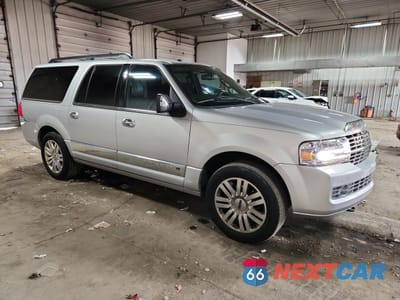 Czwarte zdjęcie samochodu z boku: 2011 LINCOLN NAVIGATOR L VIN:5LMJJ3H51BEJ08628 - miniatura