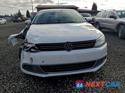 Piąte zdjęcie samochodu w środku: 2014 VOLKSWAGEN JETTA TDI VIN:3VWLL7AJ4EM225544 - miniatura