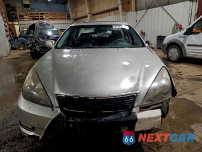 Piąte zdjęcie samochodu w środku: 2002 LEXUS ES 300 BASE VIN:JTHBF30G920021940 - miniatura