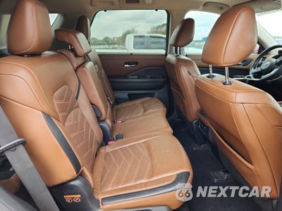 Zdjęcie 11 z 16 samochodu: 2022 NISSAN PATHFINDER PLATINUM VIN:5N1DR3DJ7NC263339 - miniatura