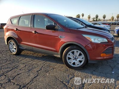 Czwarte zdjęcie samochodu z boku: 2016 FORD ESCAPE S VIN:1FMCU0F75GUB38556 - miniatura