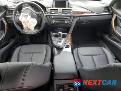 Zdjęcie 8 z 12 samochodu: 2015 BMW 328 I VIN:WBA3A5C52FF609656 - miniatura