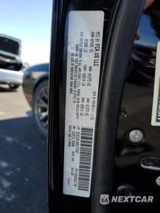 Zdjęcie 12 z 12 samochodu: 2016 DODGE CHALLENGER SRT 392 VIN:2C3CDZDJ0GH177327 - miniatura