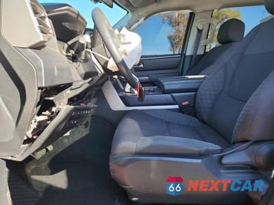 Zdjęcie 7 z 13 samochodu: 2024 TOYOTA TUNDRA CREWMAX SR5 VIN:5TFLA5EC5RX023305 - miniatura