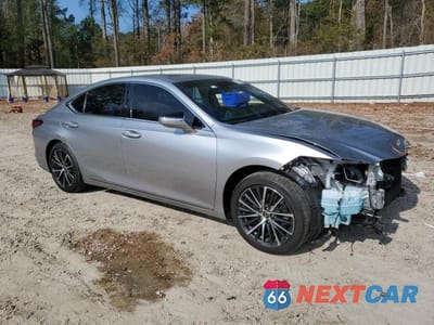 Czwarte zdjęcie samochodu z boku: 2024 LEXUS ES 350 BASE VIN:58ADZ1B10RU180397 - miniatura