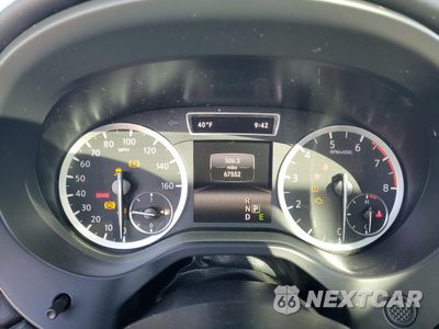 Zdjęcie 9 z 14 samochodu: 2017 INFINITI QX30 BASE VIN:SJKCH5CR0HA039624 - miniatura