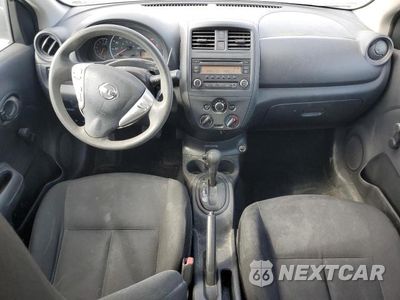 Zdjęcie 8 z 11 samochodu: 2017 NISSAN VERSA S VIN:3N1CN7AP9HL854229 - miniatura