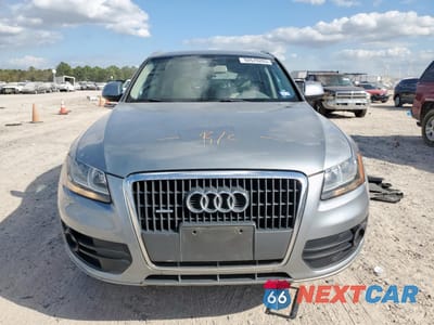 Piąte zdjęcie samochodu w środku: 2011 AUDI Q5 PREMIUM VIN:WA1CFAFP5BA008950 - miniatura