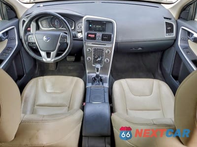 Zdjęcie 8 z 12 samochodu: 2016 VOLVO XC60 T5 PREMIER VIN:YV4612RK0G2856756 - miniatura